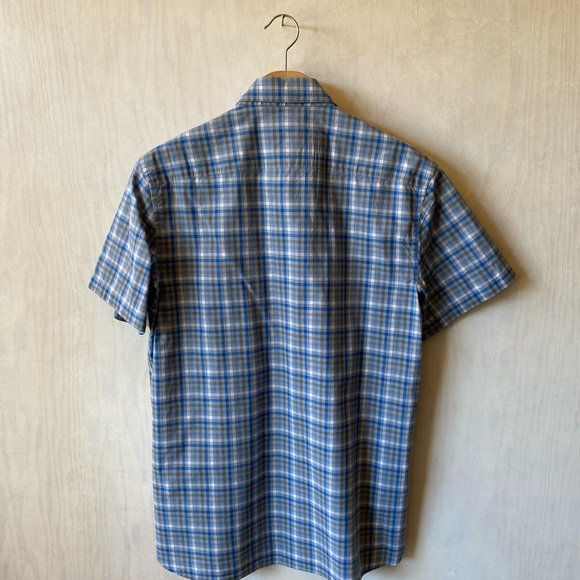 VICTORNOX Men’s Short Sleeve Summer Shirt - Picture 3 of 5